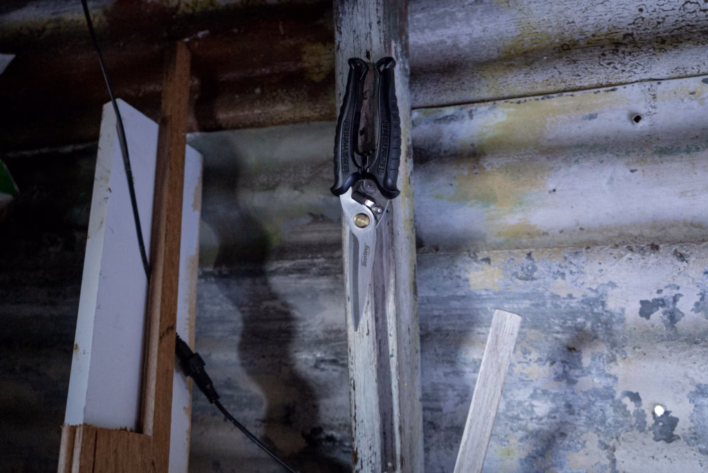 Hang your Black Panther Industrial Snips on a hook to keep them off dirty surfaces and within easy reach. Hang your Black Panther Industrial Snips on a hook to keep them off dirty surfaces and within easy reach.